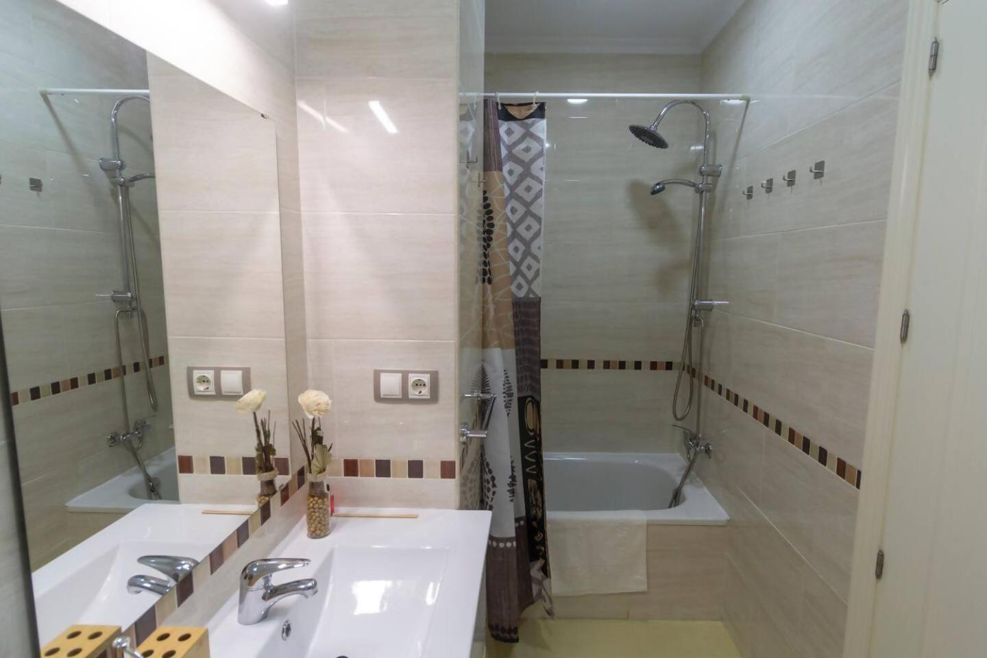 Sh Pilucas Home Moderno Apartamento Con Patio Cadiz Dış mekan fotoğraf